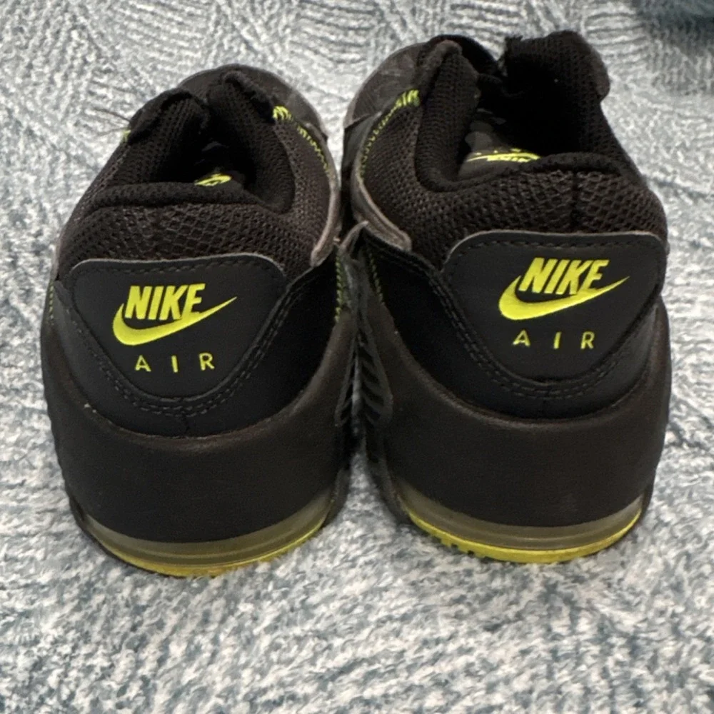 Nike Air Max Boys Sneakers Black Yellow Silver Mesh US 3Y CD6892-010
